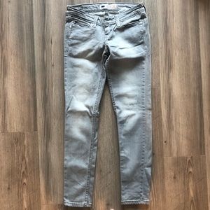 Levi’s Demi Curve Skinny Jeans (Size 1 Juniors)